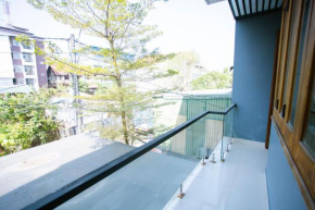 Nhà Nguyên Căn có 3 phòng ngủ, đậu nhiều ô tô - Kenpib house